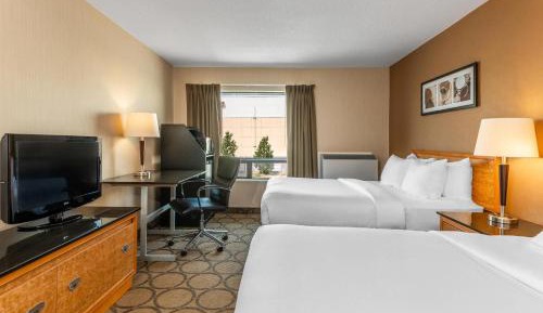 Double Room with Two Double Beds - Non-Smoking