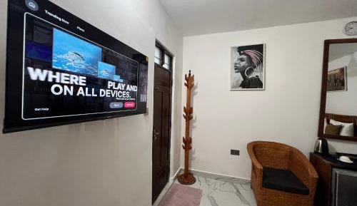 Deluxe King Room with Garden View