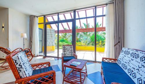 Suite with Garden View