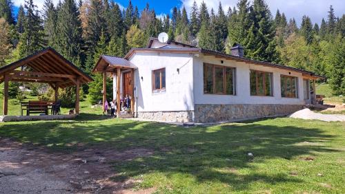 Three-Bedroom Chalet