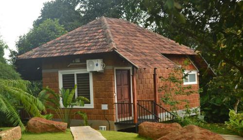 Cottage with Garden View