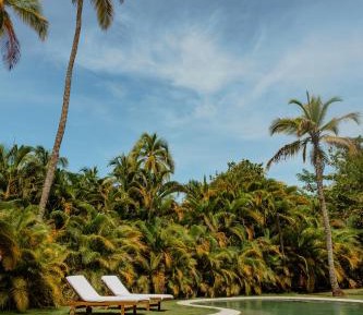 Villa - Beach Front