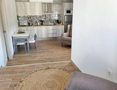 One-Bedroom Deluxe Apartment