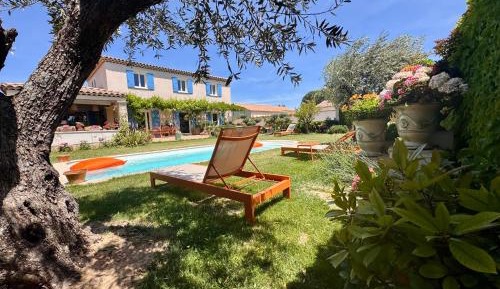 Three-Bedroom Vacation Home 