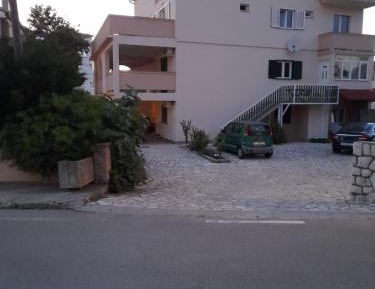 Basic Triple Room