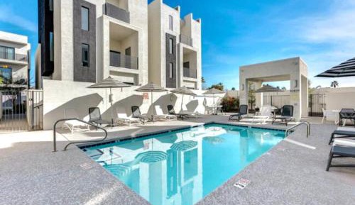 Three-Bedroom Townhouse