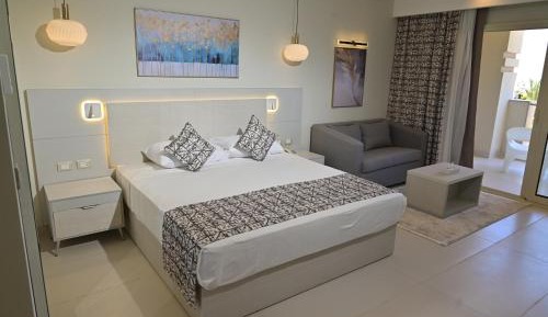 Family Suite with Balcony