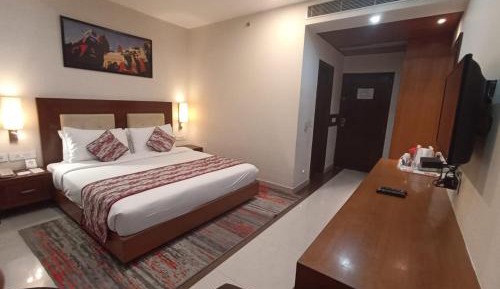 1 King Bed,Superior Room, Non-Smoking