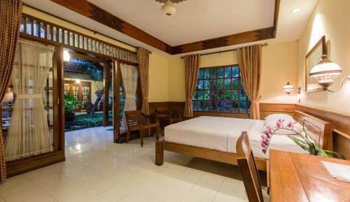 Superior Double or Twin Room with Garden View
