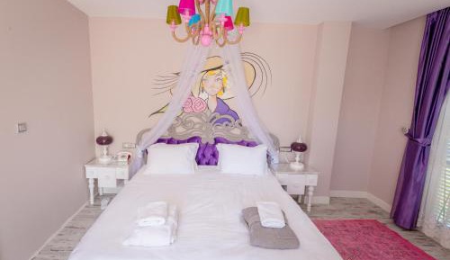 Junior Suite Room with Lake View