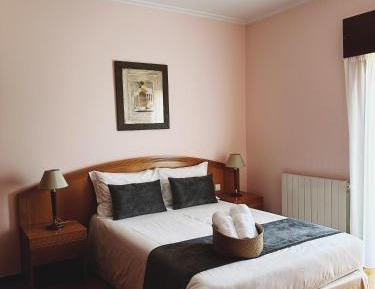 Deluxe Double Room with Shower