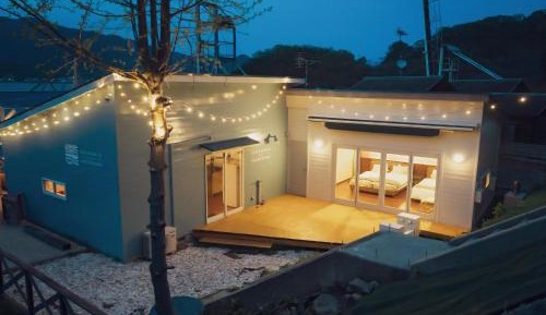 Villa - Beach Front