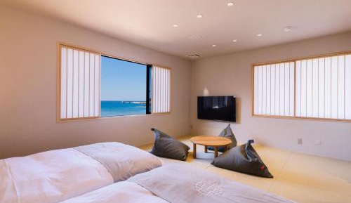 Japanese-Western style room with indoor hot spring bath "Yunagi"
