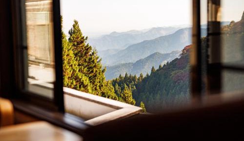Twin Room with View