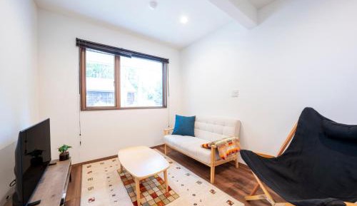 One-Bedroom Standard Apartment