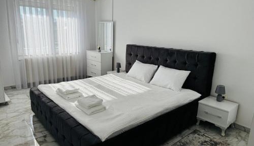 Family Two-Bedroom Apartment with View