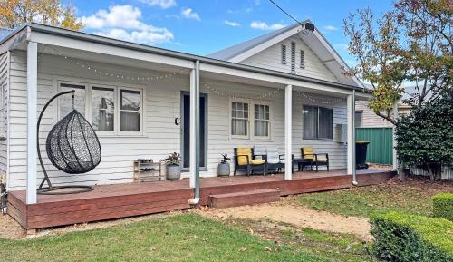 Four-Bedroom Holiday Home