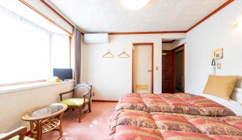 Twin Room with Bathroom
