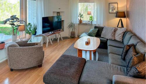 Four-Bedroom Holiday Home