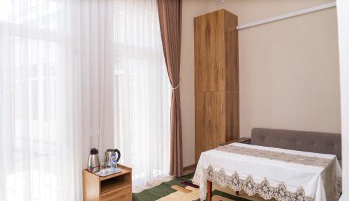 Triple Room with Garden View