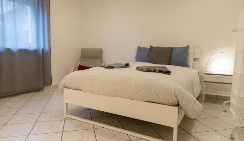 Standard Double Room with Shared Bathroom