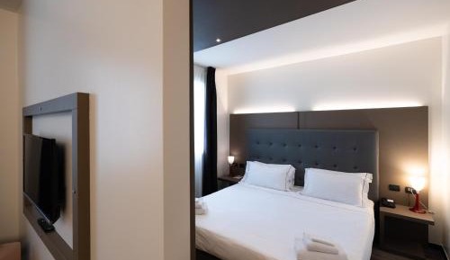 Deluxe Family Suite