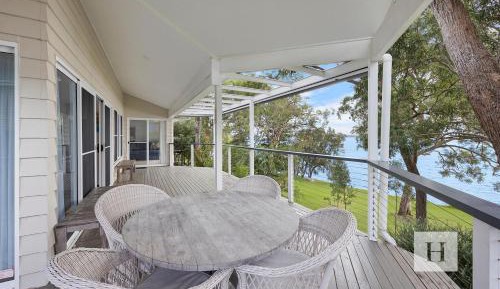 Three-Bedroom Holiday Home 