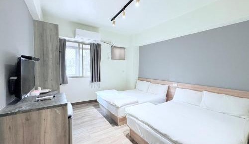 Standard Quadruple Room