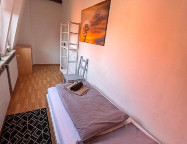 Single Room with Shared Bathroom