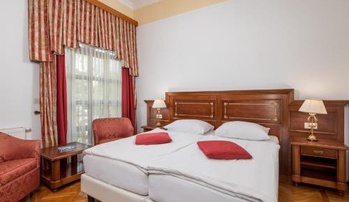 Double or Twin Room with Garden View