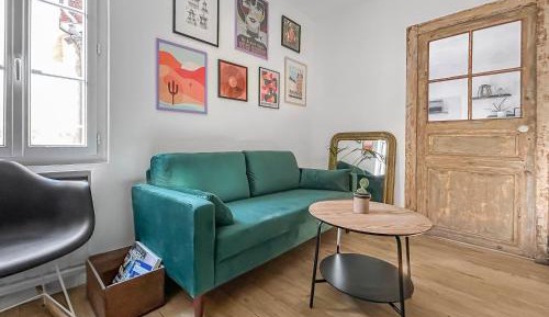 One-Bedroom Apartment