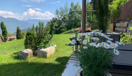One-Bedroom Apartment with Balcony and Mountain View  