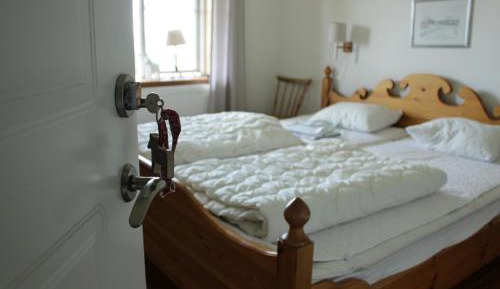 Double Room with Shared Bathroom