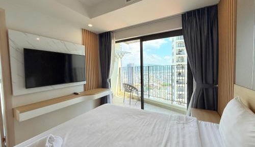 Two-Bedroom Apartment with Ocean View