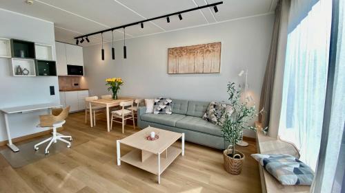 One-Bedroom Apartment with Balcony