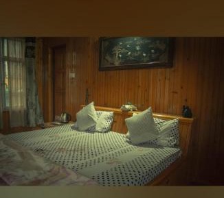 Large Twin Room