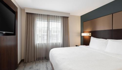 One-Bedroom King Suite with Sofa Bed