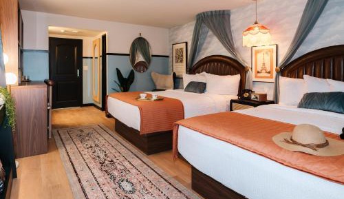 Queen Room