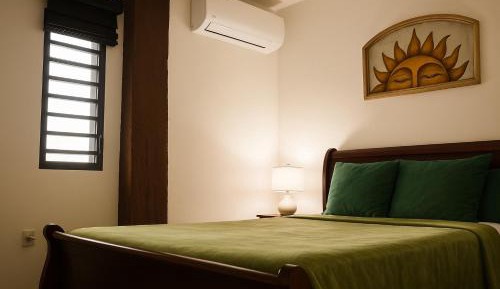 Standard Queen Room