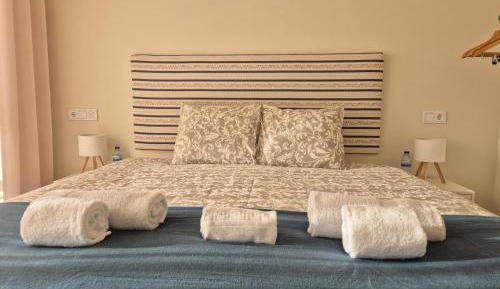 Double or Twin Room with Private Bathroom