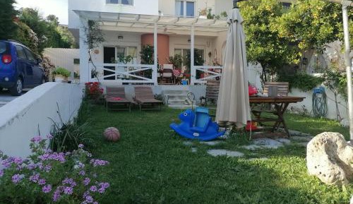 Villa - Beach Front
