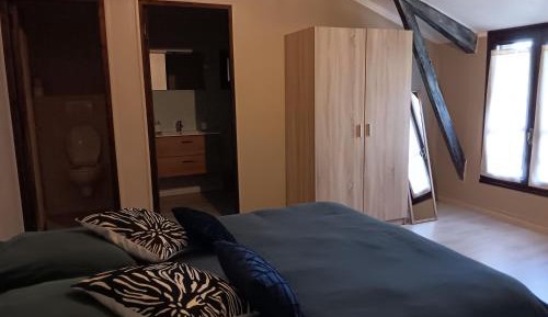 Double Room with Private Bathroom