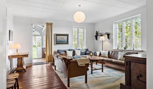 Five-Bedroom Holiday Home