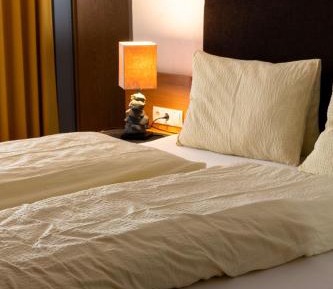 Standard Double Room with Shared Bathroom