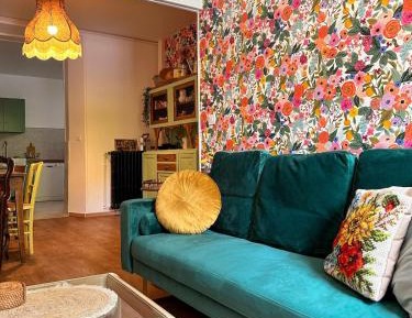 Deluxe Two-Bedroom Apartment with Garden View