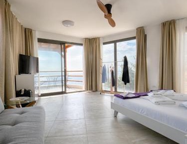 Suite with Sea View