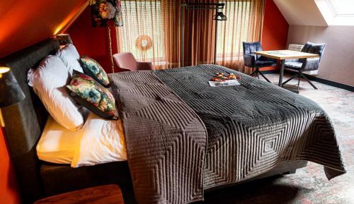 Superior King Room