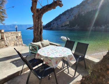 Two-Bedroom Apartment with Terrace and Sea View