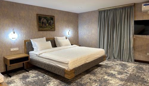 One-Bedroom Suite