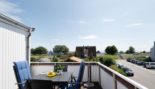 Apartment with Balcony